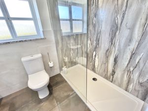 Photo 33- click for photo gallery